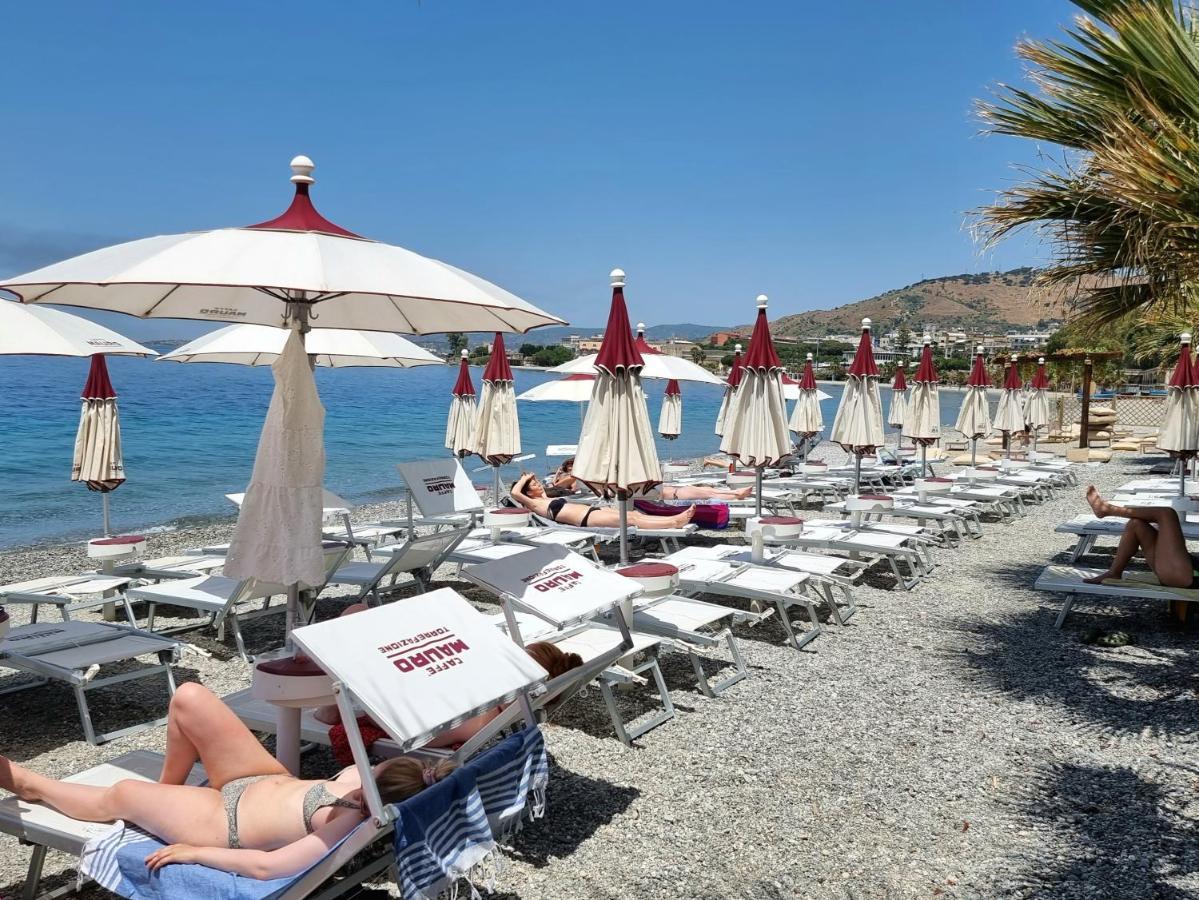 Loft Magna Grecia Reggio Calabria Centro Storico A 3 Minuti A Piedi Dal Mare Apartment Exterior photo