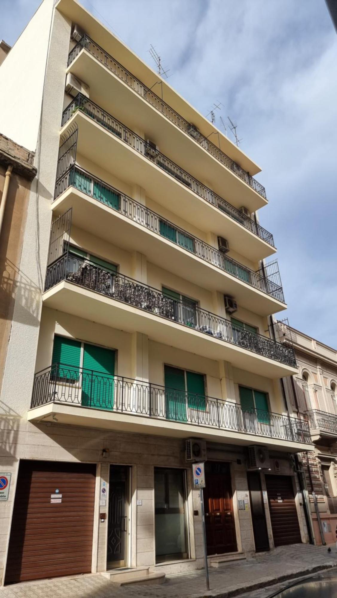Loft Magna Grecia Reggio Calabria Centro Storico A 3 Minuti A Piedi Dal Mare Apartment Exterior photo