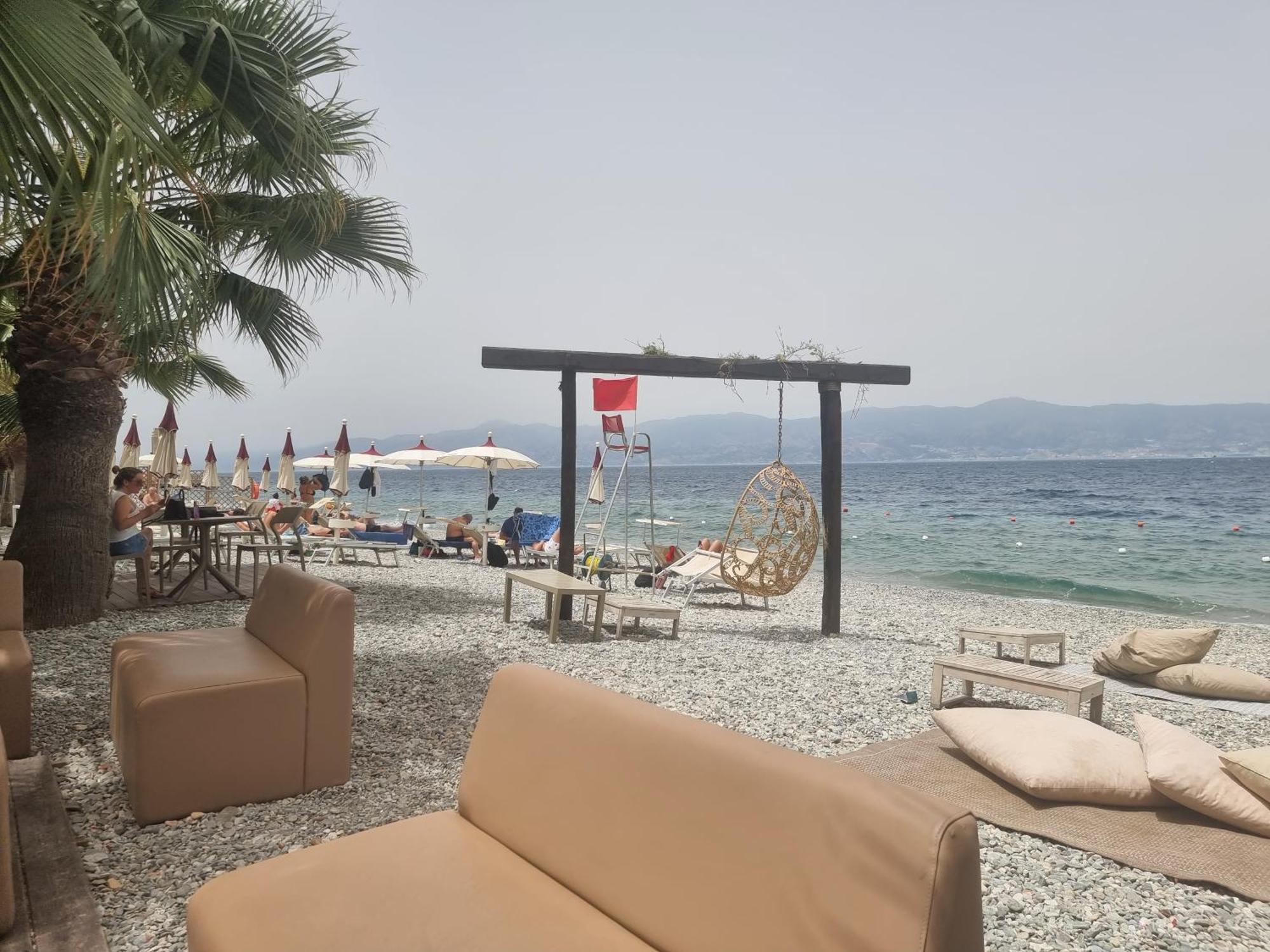 Loft Magna Grecia Reggio Calabria Centro Storico A 3 Minuti A Piedi Dal Mare Apartment Exterior photo